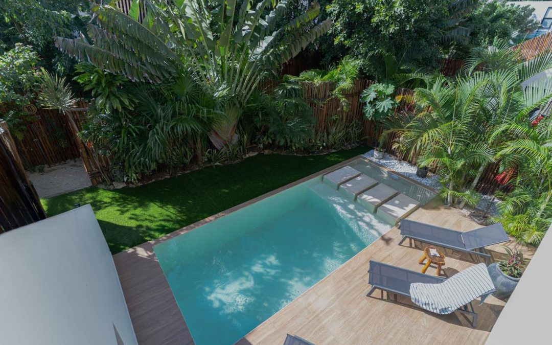 Private villa with pool in Tulum — best time for a group trip in November